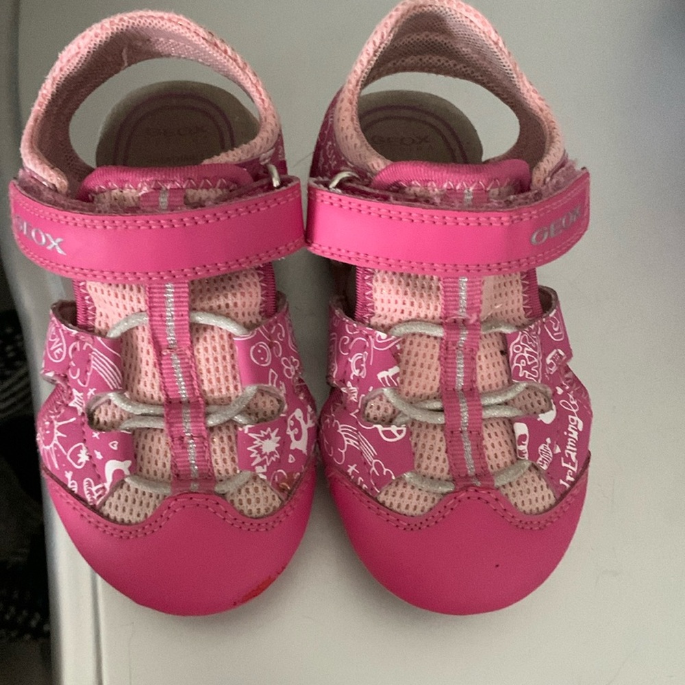 Geox Toddler Sandals sz 7.5 good condition
